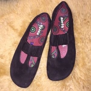 EARTH SHOES--style-Laurel.‎